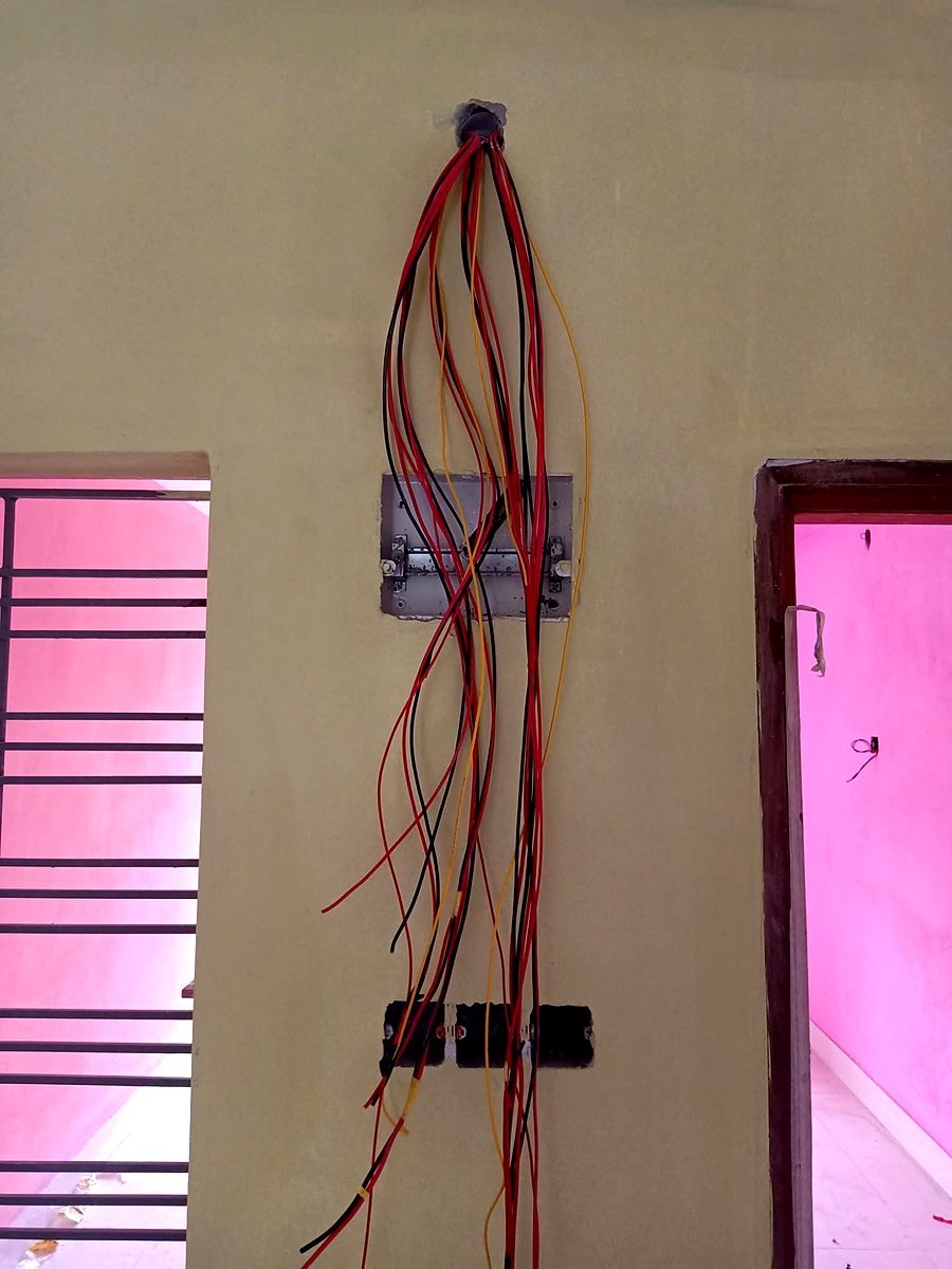 সুইচ বোর্ড ও তার কানেকশন